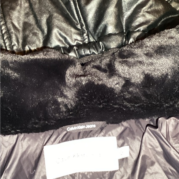 CALVIN KLEIN faux leather womens puffer black jacket size medium - Picture 14 of 14